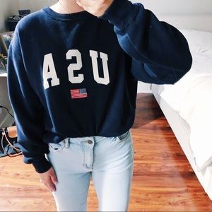 ☆ BRANDY MELVILLE USA SWEATSHIRT ☆